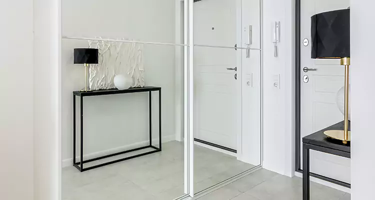 Mirrored Bifold Closet Doors Repair in DeLand, FL