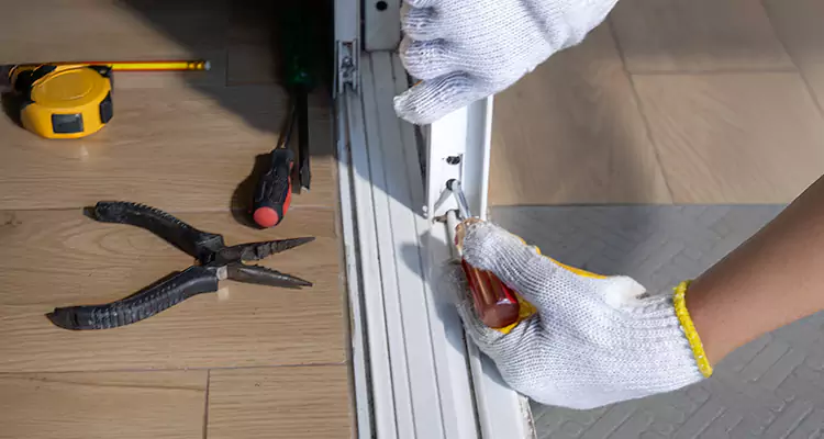 Screen Door Wheel Replacement in DeLand, FL