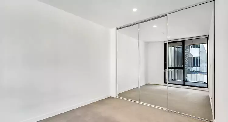 Why Homeowners Choose Us for Sliding Mirror Door Replacement in DeLand, FL