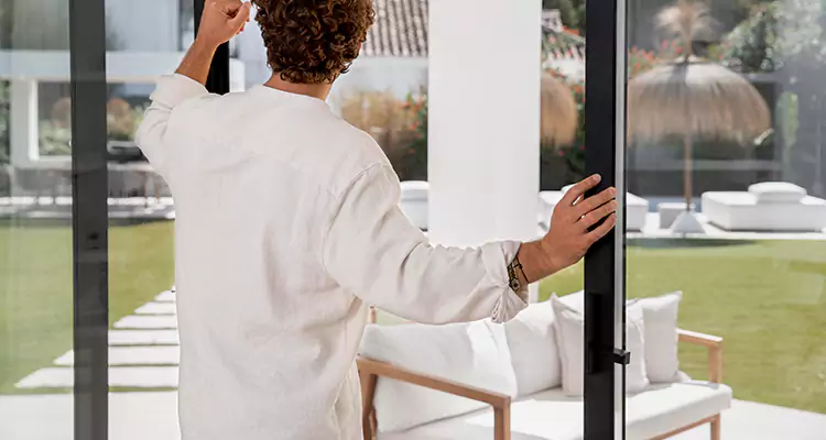 Sliding Screen Door Maintenance for Closing Issues in DeLand, FL